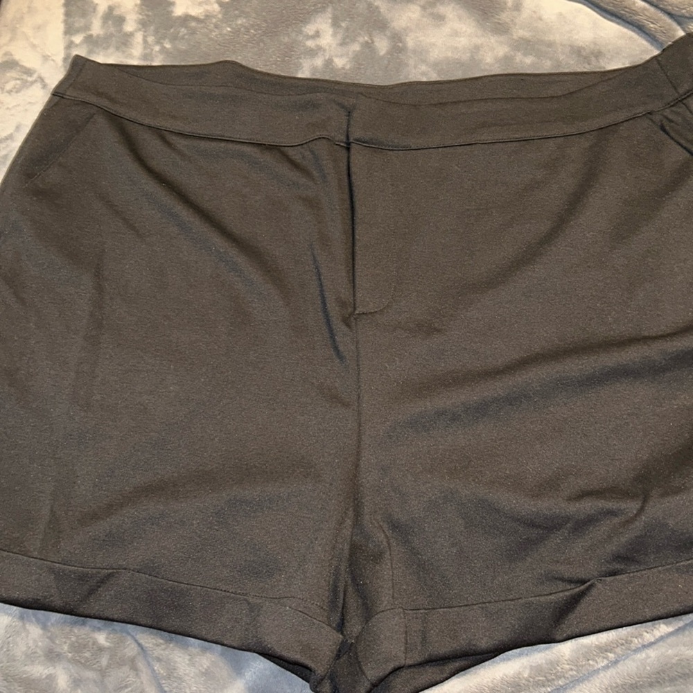 Forever21 Plus 
Black Shorts!